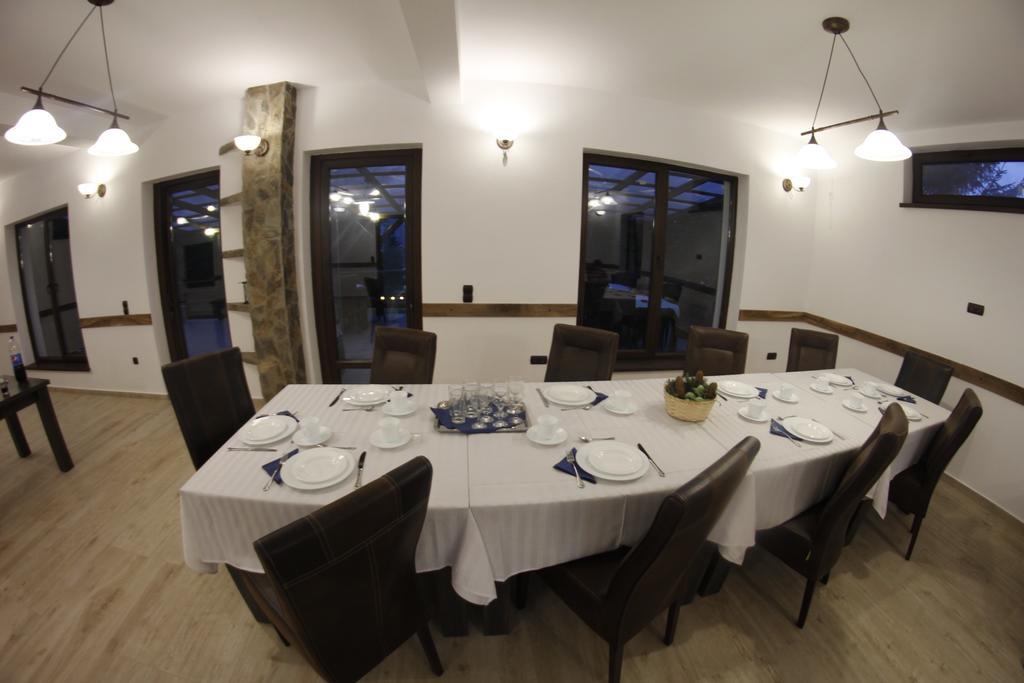 Casa Laur Cu Plaja Privata Hotell Colibiţa Eksteriør bilde